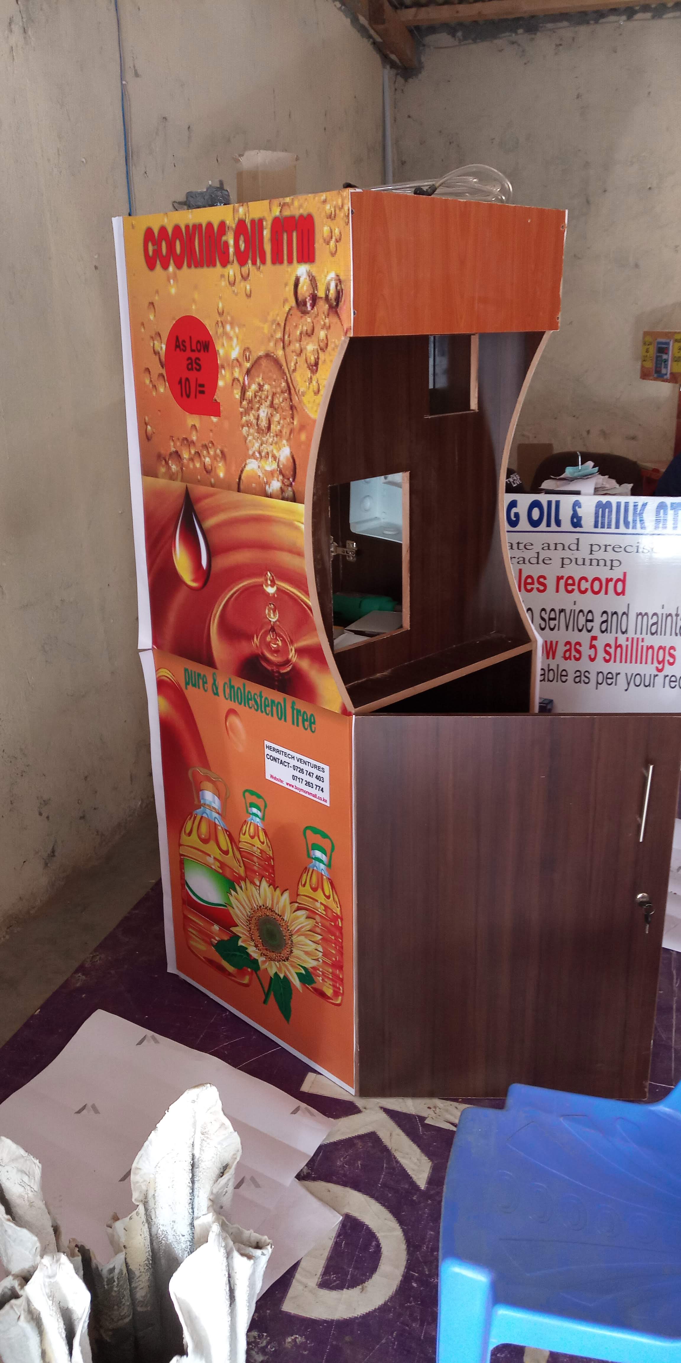 H-TECH cooking oil ATM with MDF cabinet, September 2018